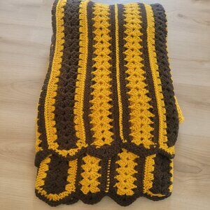 Handmade Crochet Chevron Throw Blanket 81 x 52 inches Brown Yellow